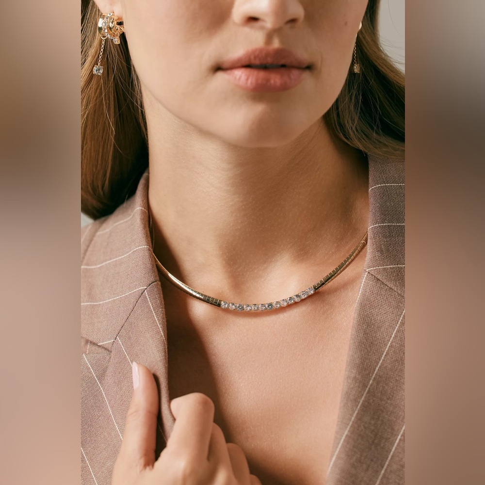 NWT Crystal Collar Snake Chain Necklace - Picture 1 of 3